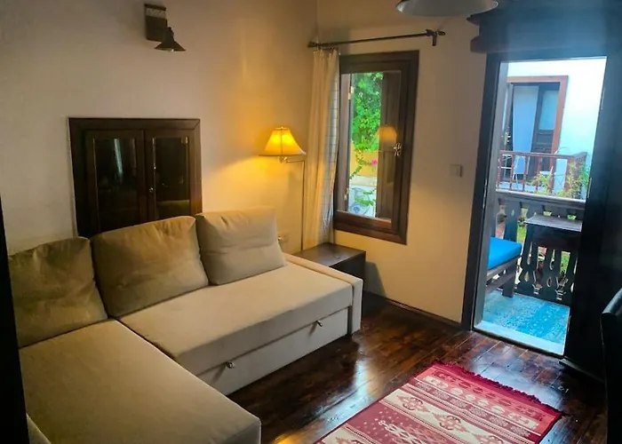 Uzun Carsi Mira Loft Apartment Kas