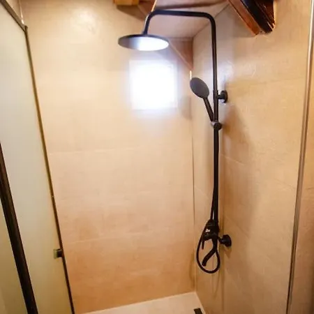 公寓 Uzun Carsi Mira Loft 卡斯
