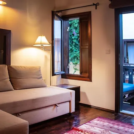 Apartment Uzun Carsi Mira Loft Kaş